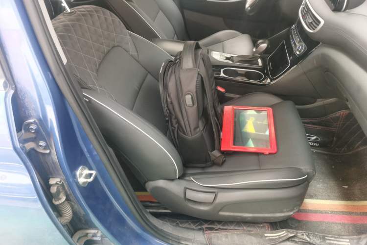 Used Hyundai Tucson 2019 280TGDi Dual-Clutch Two-Wheel Drive Fashion Edition China VI Standard
