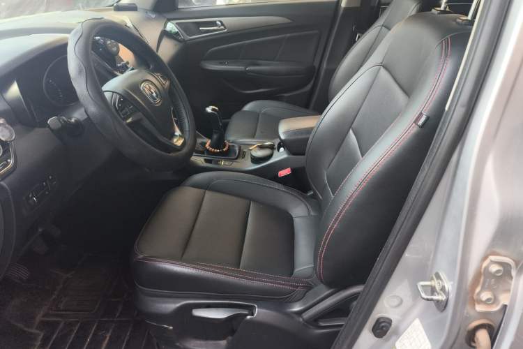 Used Changan CS75 2014 2.0L Manual Luxury Version China IV Standard