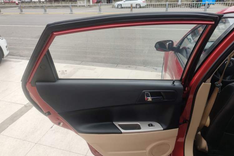 Used Brilliance H330 2013 1.5L Automatic Luxury Model