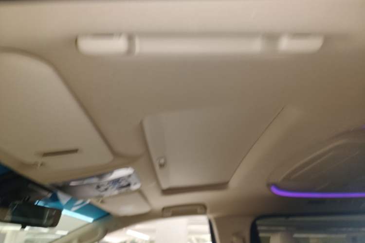 Used Toyota Alphard 2019 Dual-Engine 2.5L Luxury Edition
