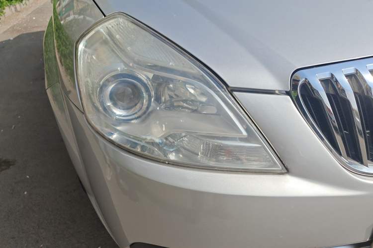 Used Buick Excelle 2015 1.5L Automatic Classic Model
