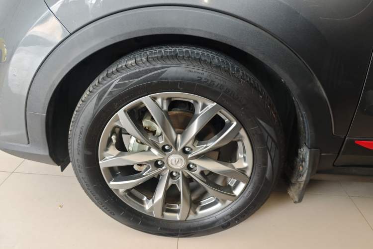 Used CHANGAN CS55PLUS 2021 Blue Whale Edition 1.5T DCT Luxury Model Left Front Wheel Hub