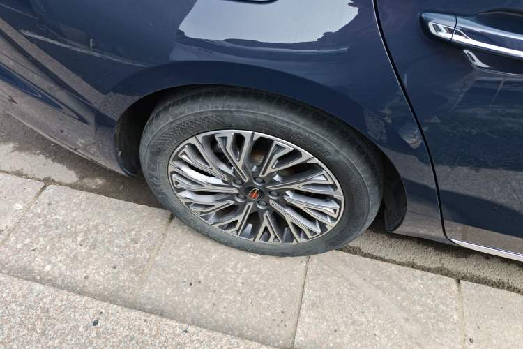 Used Hongqi H5 2023 2.0T Automatic Smart Connect Flagship Edition