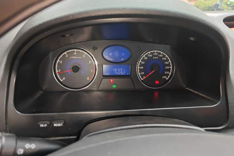 Used Geely Auto Classic Emgrand 2013 Sedan 1.5L Manual Entry-Level Model