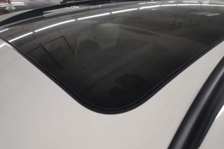 Used Volkswagen Tiguan 2016 280TSI Automatic Two-Wheel Drive Silk Road Comfort Edition Roof