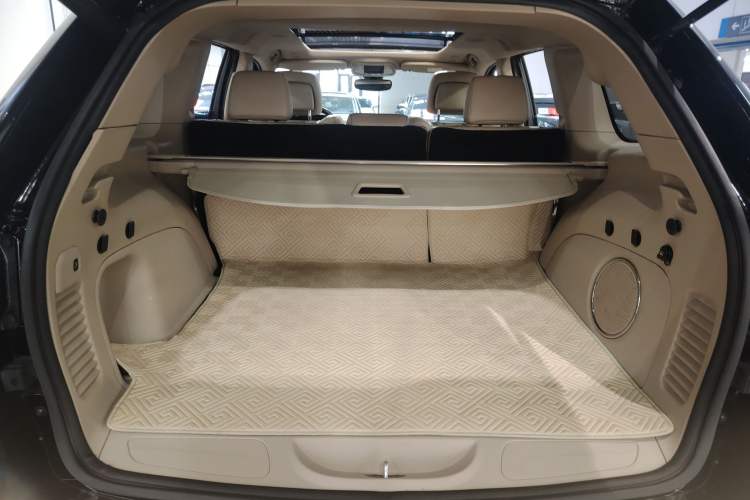 Used Jeep Grand Cherokee (Import) 2020 3.0L Elite Navigation Edition
