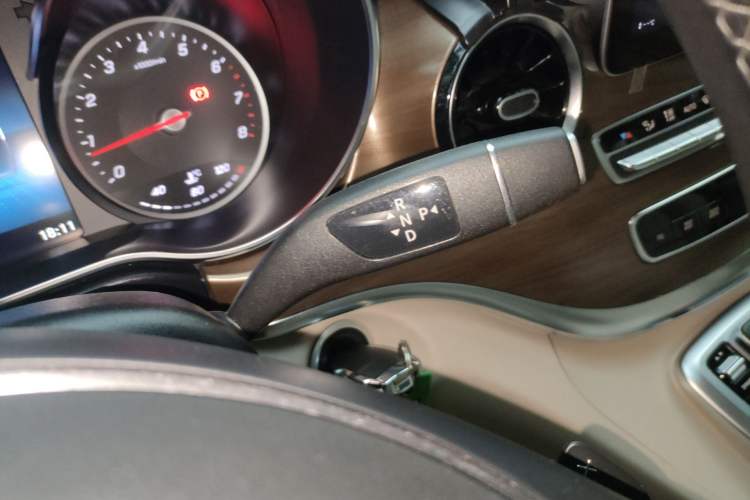 Used Mercedes-Benz V-Class 2021 V 260 L Long-wheelbase Luxury Edition