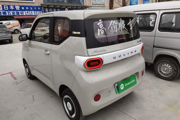 Used Wuling Hongguang MINIEV 2024 3rd Generation 215km Youth Edition
