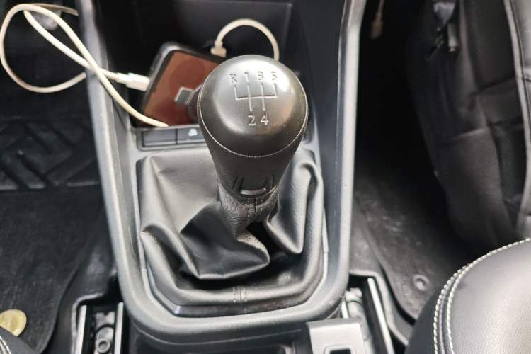 Used Volkswagen Santana 2021 1.5L Manual Fashion Edition Gear Lever