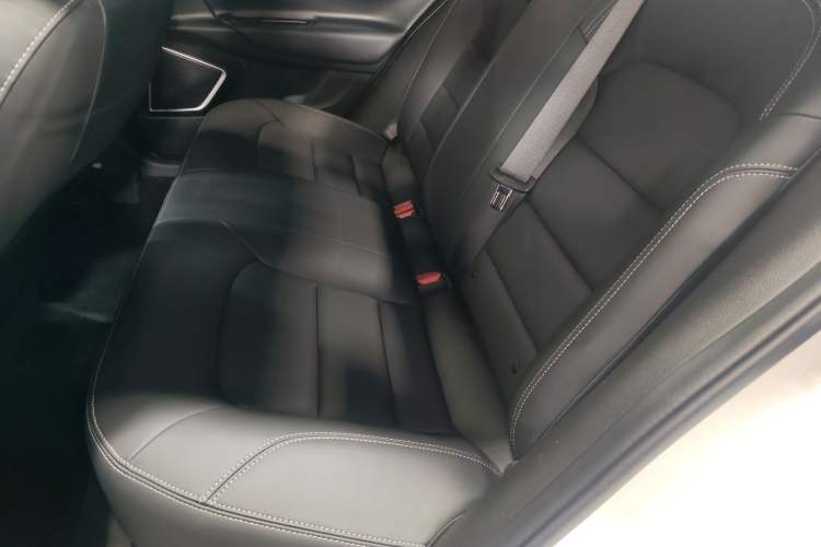 Used Geely Auto Emgrand GL 2021 UP 1.4T CVT Leading Edition
