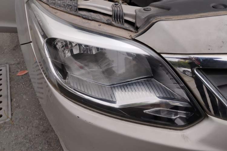 Used CHANGAN Alsvin V3 2015 1.4L Manual Meiruan Model China V Standard