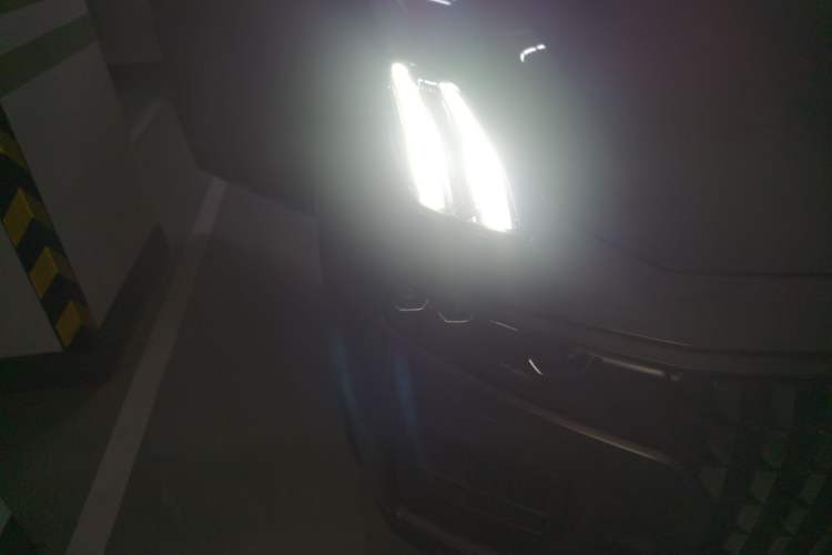 Used Lynk & Co 09 EM-P 2023 2.0TD EM-P Long-Range Version PM Six-Seater