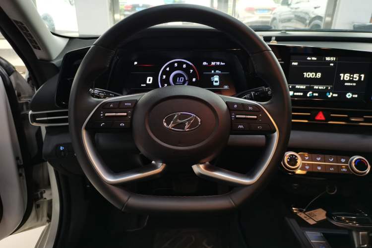 Used Hyundai Elantra 2022 1.5L CVT GLX Elite Edition