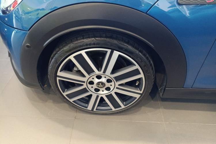 Used MINI MINI 2022 Updated 2.0T COOPER S Artist