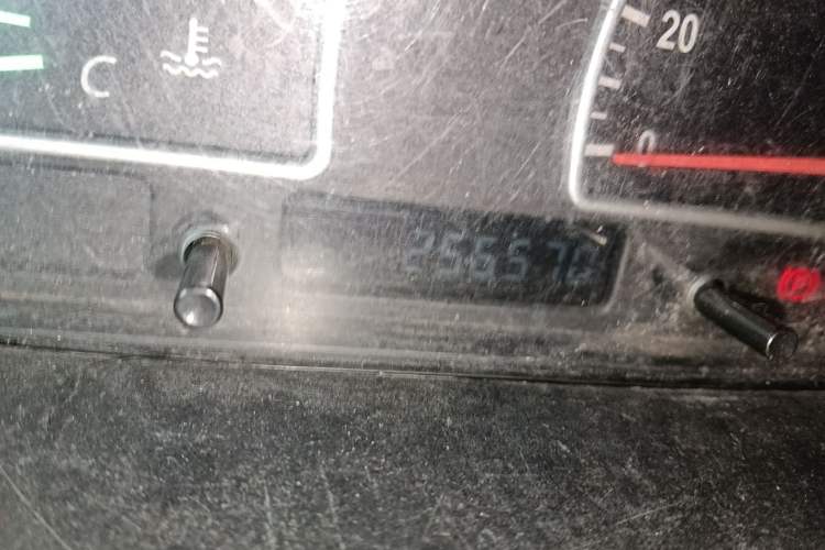 Used Dongfeng Shuaike 2011 1.6L Manual Comfort 7-Seater
