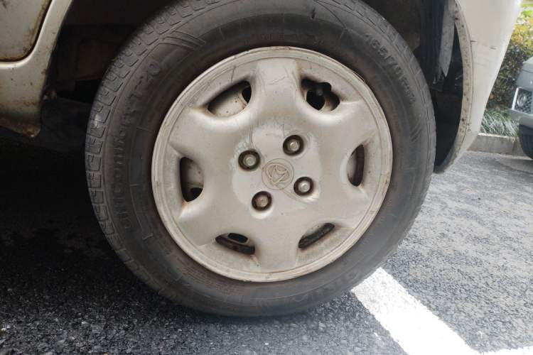 Used CHANGAN KAICHENG Star 2 2012 1.0L Base Version JL466Q9 Right Front Wheel Hub