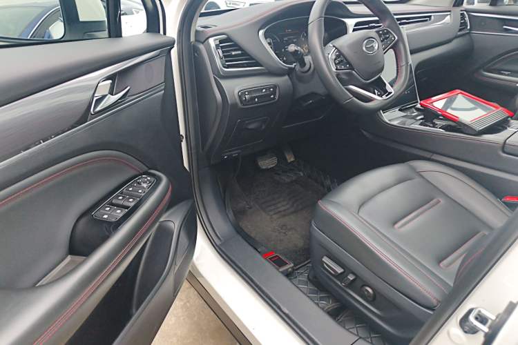 Used GAC Trumpchi GS4 PLUS 2023 390T Automatic Nebula Edition Driver Seat