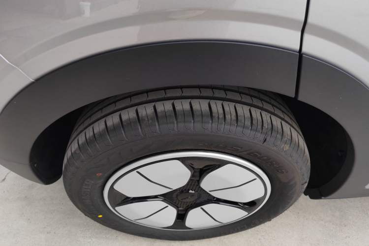 Used Geely Galaxy Geome 2026 Model 310km Youth Edition
