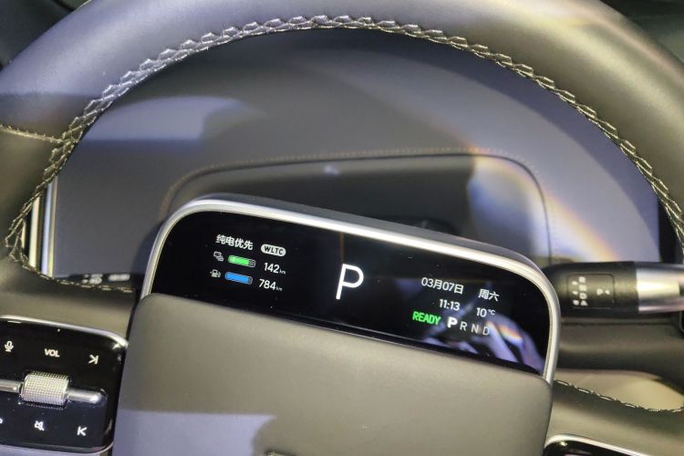 Used Li Auto L8 2023 Pro Model
