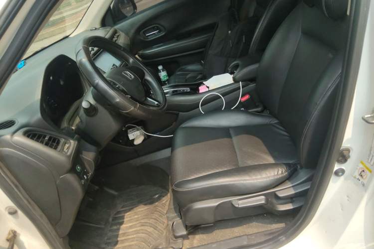 Used Honda Vezel 2015 1.5L CVT two-wheel drive Comfort trim Left Front Seat