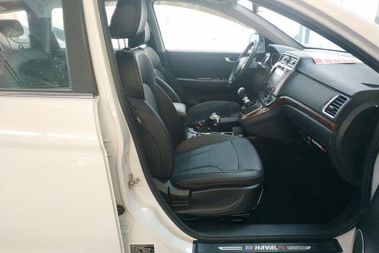 Used Haval H6 2017 Red-Label Sport Edition 1.5T Manual Two-Wheel Drive Elite Model