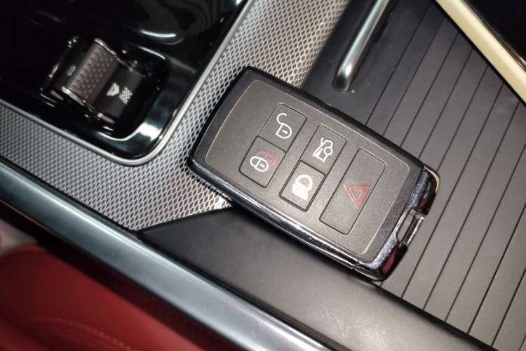 Used Jaguar XEL 2022 2.0T 250 PS R-DYNAMIC S Advanced Sport Edition
