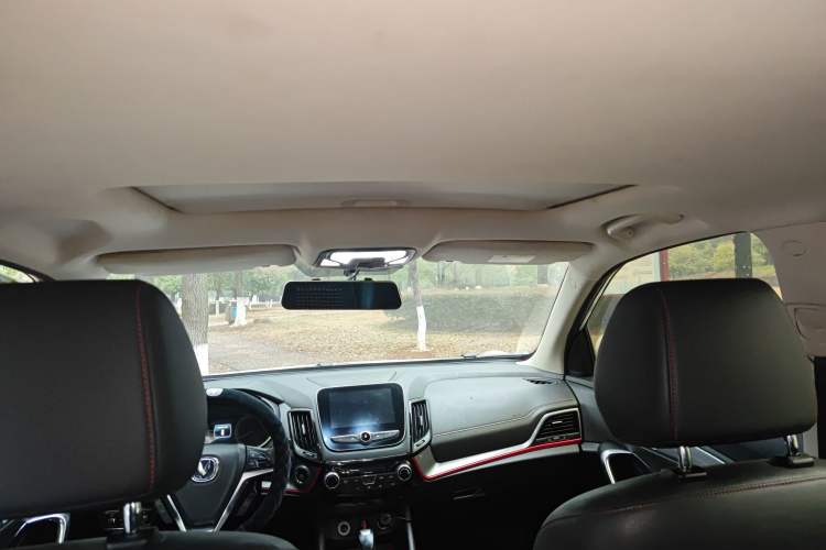 Used Changan CS55 2018 1.5T Automatic Colorful Edition China V Standard
