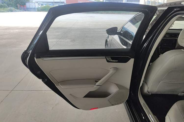 Used Volkswagen Passat 2016 380TSI DSG Ultimate Edition