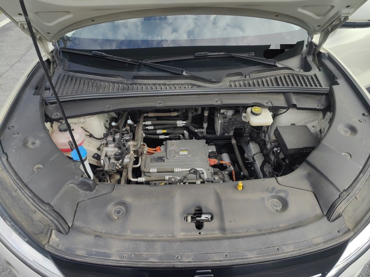 BYD Yuan UP 2025 Model 301KM Leading Version — снимка 17