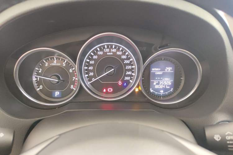 Used Mazda Atenza 2015 2.5L Blue Sky Sport Edition
