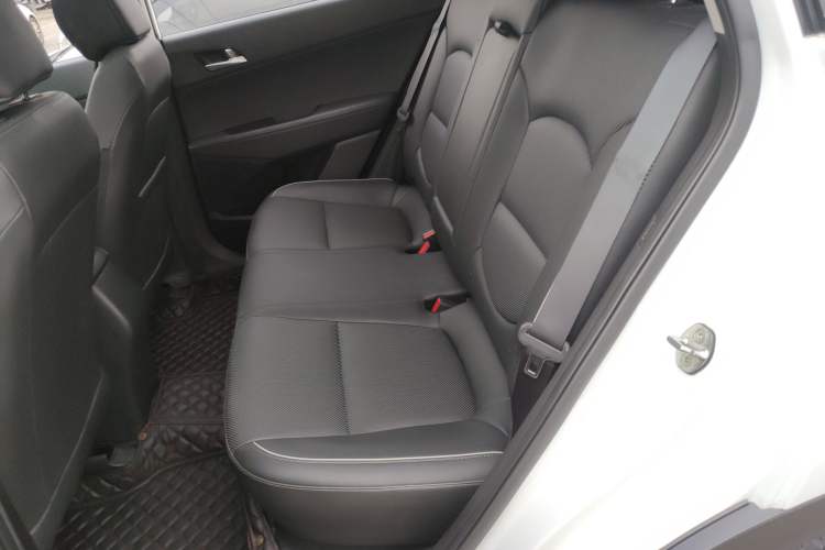 Used Hyundai ix25 2015 1.6L Automatic Two-Wheel Drive Smart GLS Trim