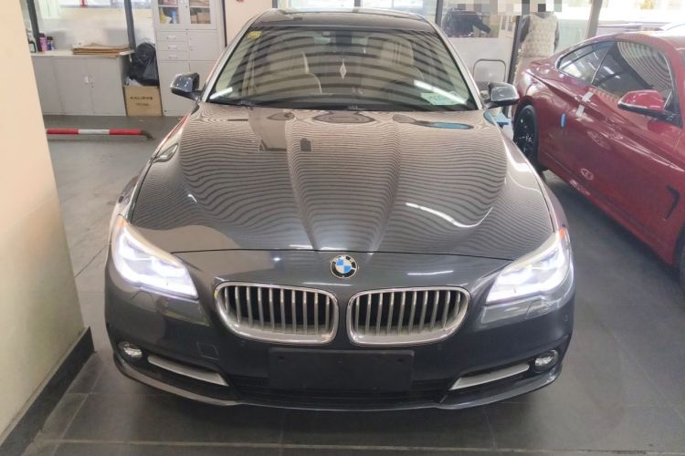 Used BMW 5 Series 2015 535Li Leading Model