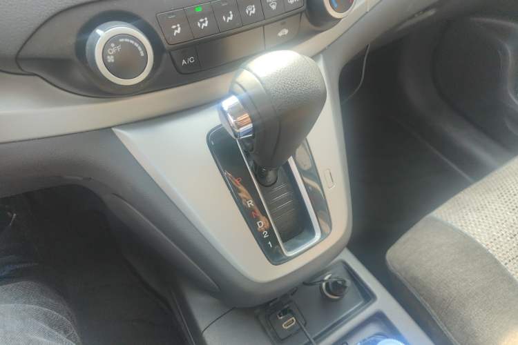 Used Honda CR-V 2013 2.0L 2WD Classic Edition
