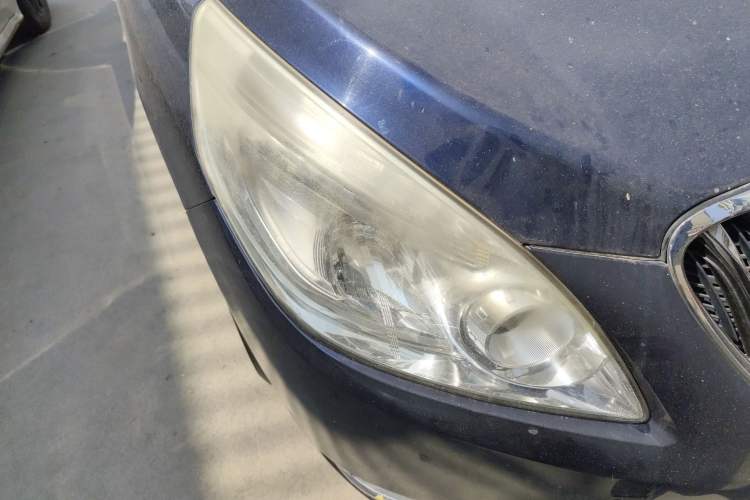 Used Buick GL8 2013 2.4L CT Luxury Business Comfort Edition
