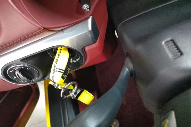 Used Porsche 718 2020 Cayman 2.0T
