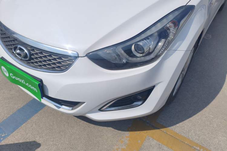 Used Hyundai Elantra (5th Generation / Langdong) 2016 1.6L Automatic Smart Version

