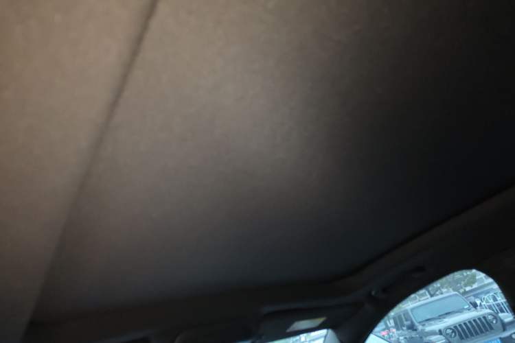 Used Cadillac XT4 2018 28T Two-Wheel Drive Tech Version