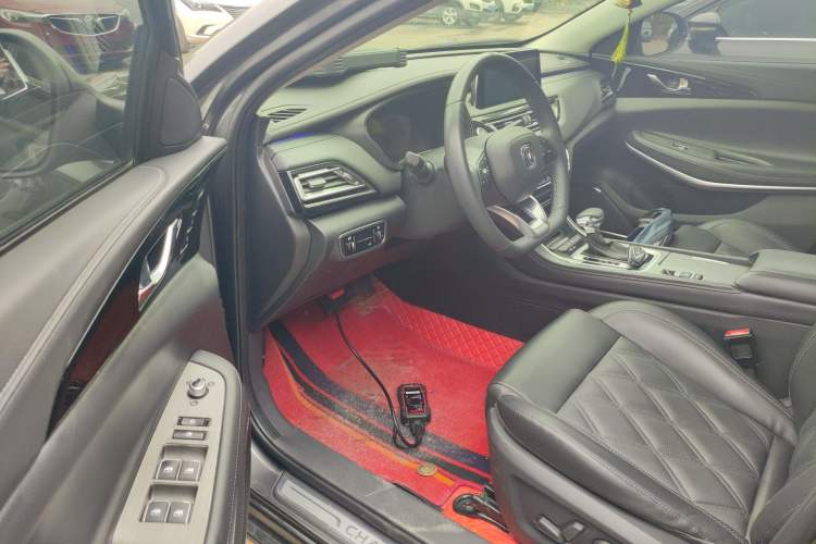 Used CHANGAN Ruicheng CC 2022 Blue Whale Edition 1.5T DCT Prestige Model Driver Seat