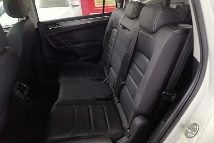 Used Volkswagen Tiguan L 2021 380TSI Automatic All-Wheel Drive R-Line Comfort Plus 7-Seater