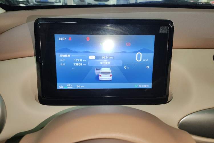 Used Wuling Hongguang MINIEV 2025 Four-Door Version Advanced Edition Instrument Cluster