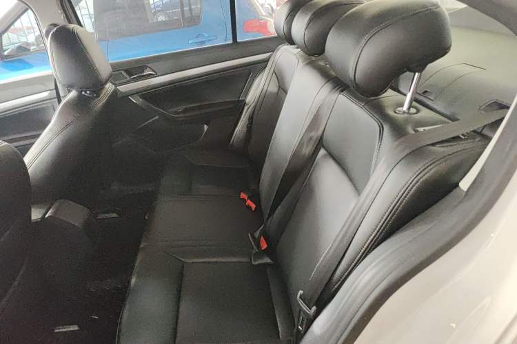 Used Volkswagen Lavida 2017 1.6L Automatic Fashion Edition