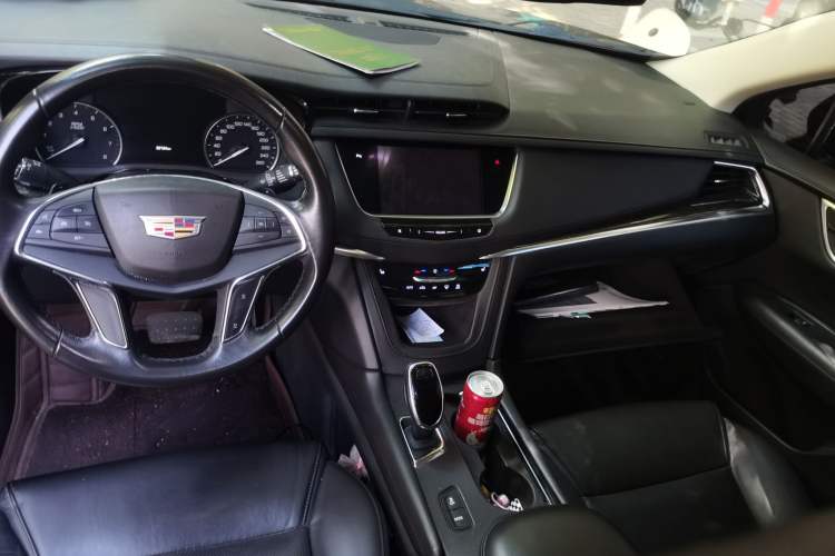 Used Cadillac XT5 2017 Anniversary Edition 25T Luxury Model
