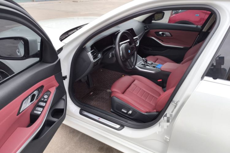Used BMW 3 Series 2021 Second Facelift 325i M Sport Package Driver Seat
