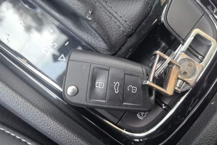 Used Skoda Karoq 2020 TSI280 Luxury Smart Edition China VI Standard