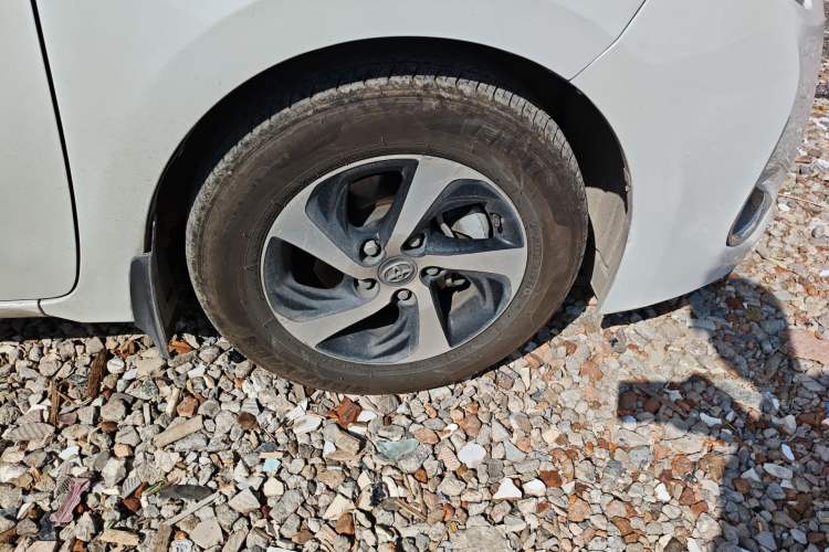 Used Toyota Levin 2017 Revised 185T CVT Elite Edition China V Standard Right Front Wheel Hub