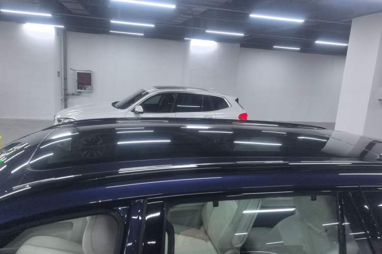 Used Dongfeng eπ eπ008 2024 210Max Range-Extended Version 6 Seats