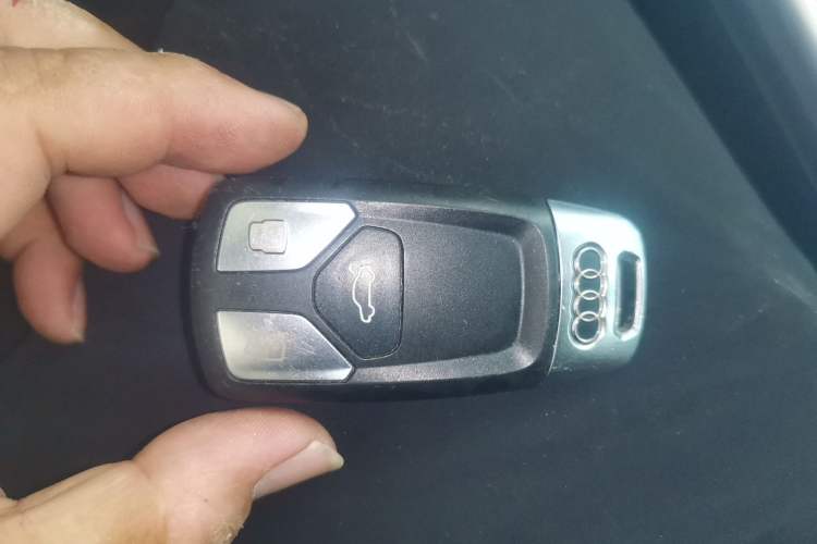 Used Audi A4L 2017 40 TFSI Ambition Edition