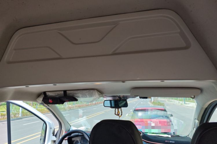 Used Ford Transit 2017 2.0T Diesel Multi-Function Commercial Vehicle Short Wheelbase Mid-Roof China V Standard