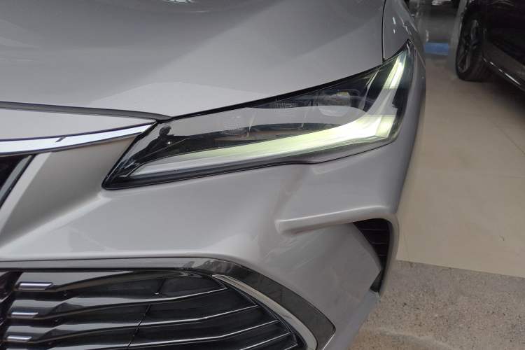 Used Toyota Avalon 2022 2.0L Luxury Edition