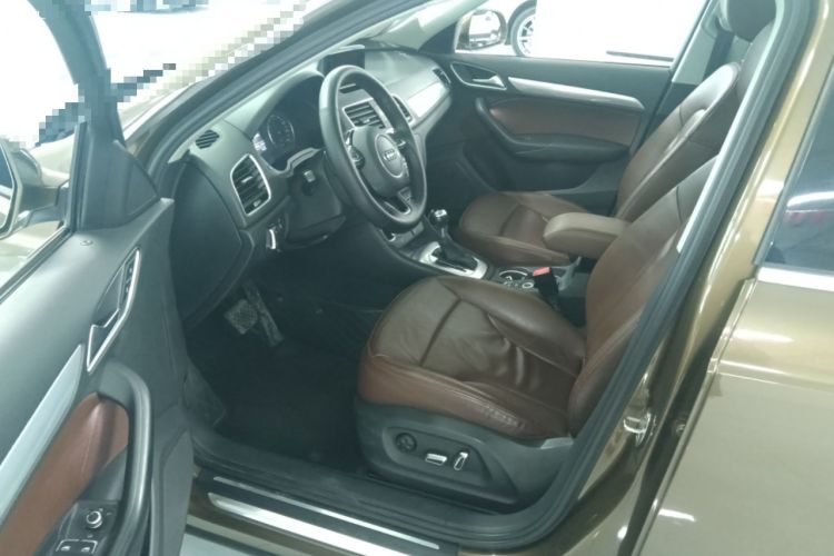 Used Audi Q3 2016 35 TFSI Style Edition Driver Seat